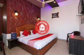 OYO 27790 Hotel Adhiraj Palace